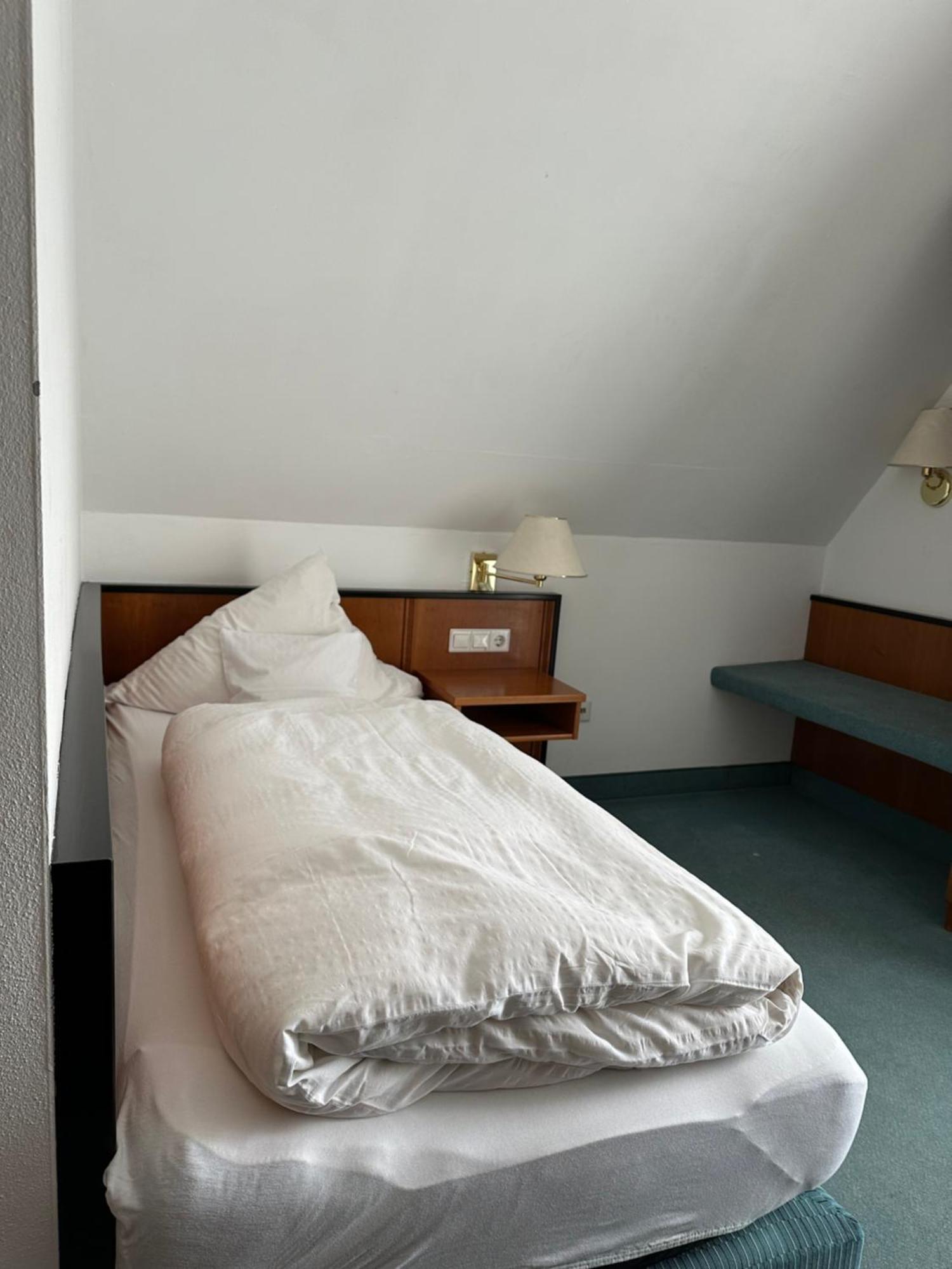 St Hotel Reichertshofen Exterior photo